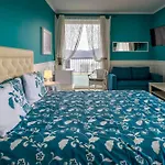 Tatil parkı Nad Jeziorem Lakeside