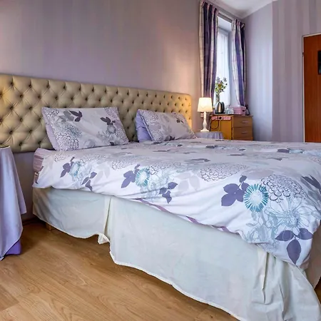 Nad Jeziorem Lakeside *