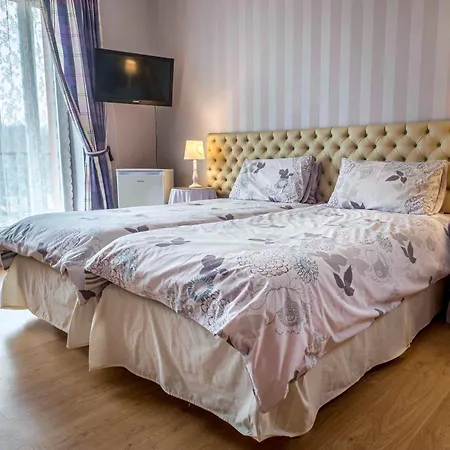 פארק נופש Nad Jeziorem Lakeside Brodnica Dolna