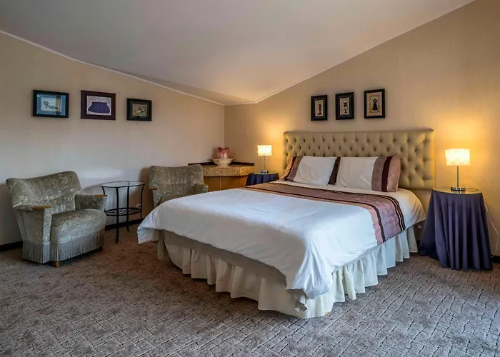 Nad Jeziorem Lakeside ホリデーパーク Brodnica Dolna