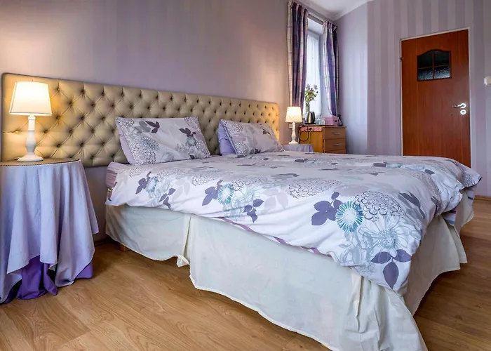 Nad Jeziorem Lakeside *