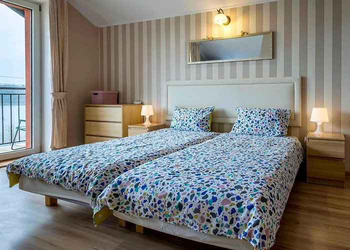 منتزه العطل Nad Jeziorem Lakeside Brodnica Dolna