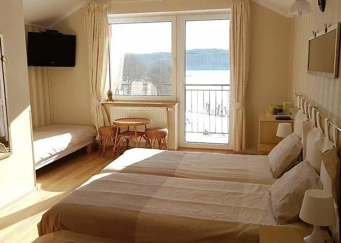 Nad Jeziorem Lakeside *